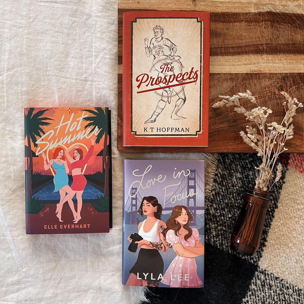 Intro to Queer Romance Book Bundle